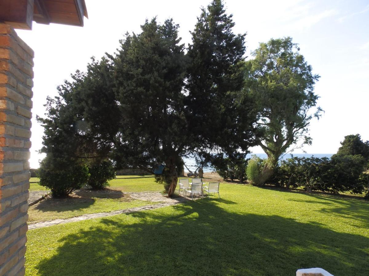 Genari Beach Apartments Levendokhorion Екстер'єр фото