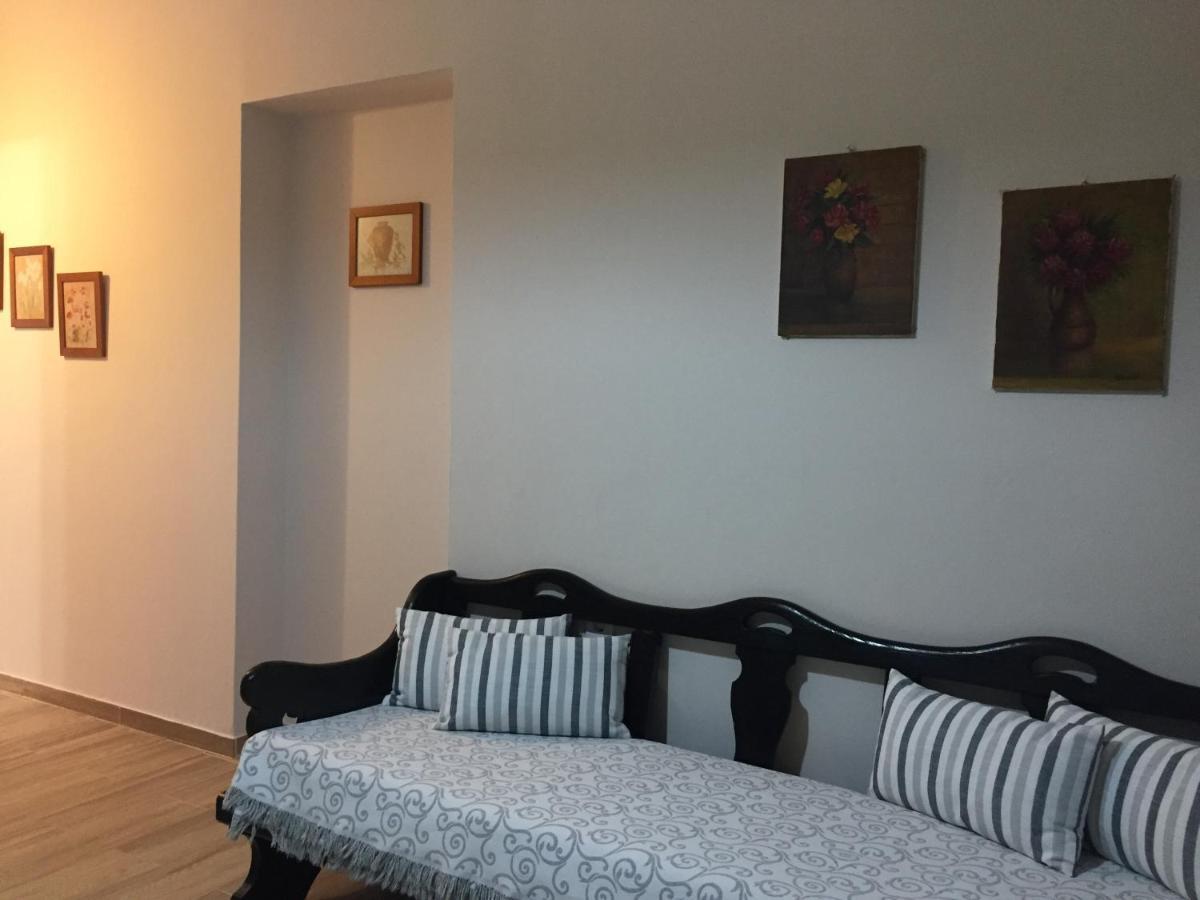 Genari Beach Apartments Levendokhorion Екстер'єр фото