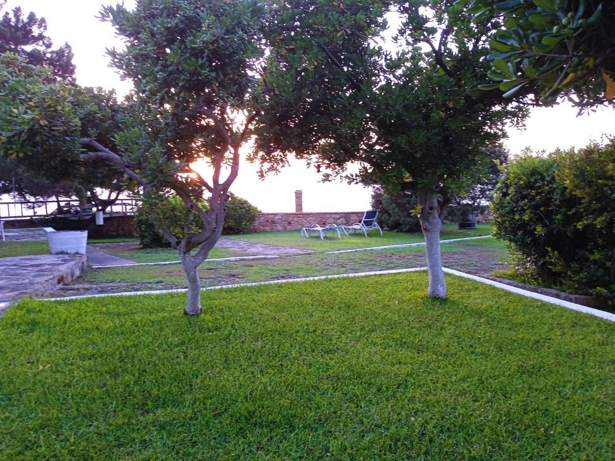 Genari Beach Apartments Levendokhorion Екстер'єр фото