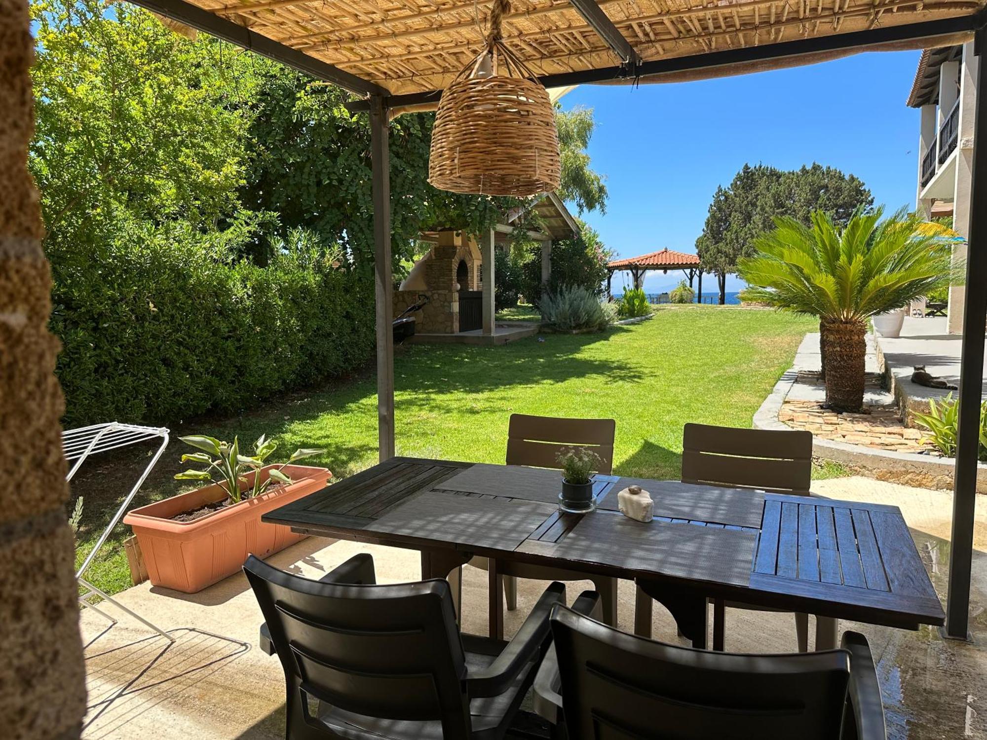 Genari Beach Apartments Levendokhorion Екстер'єр фото