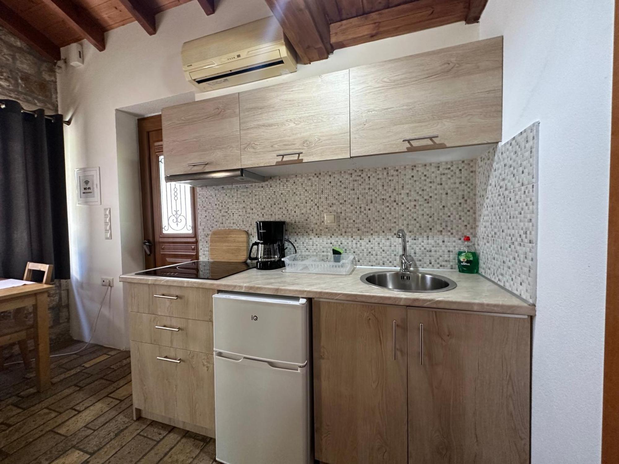 Genari Beach Apartments Levendokhorion Екстер'єр фото